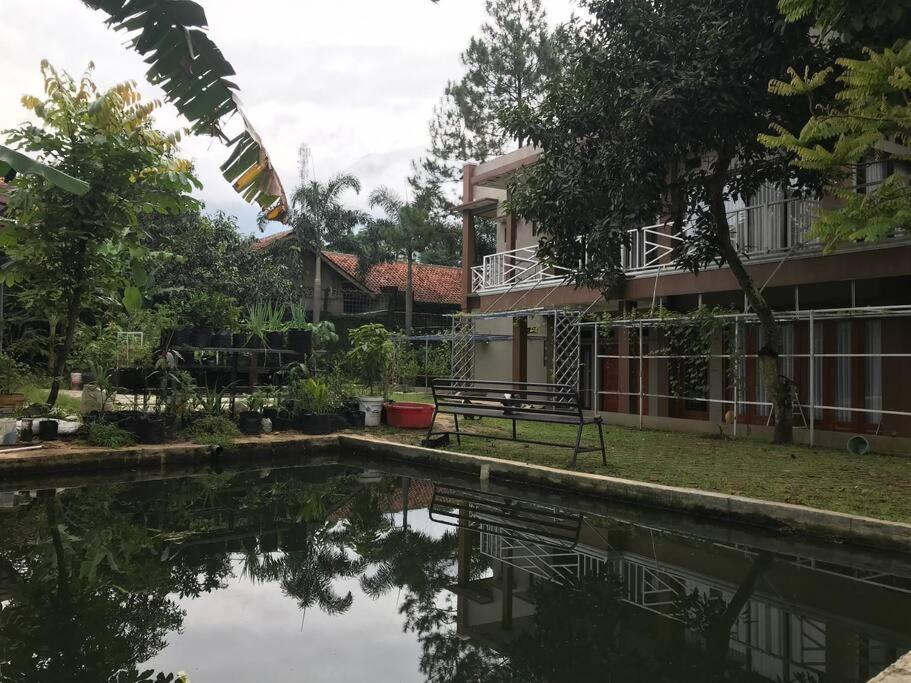 Villa Naumi Bandung Exterior foto